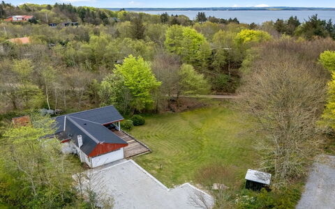 Dwerg - 300M to the Fjord: House, Roof, Home, Cottage, Shed, Garden Buildings, Siding, Yard, Log Cabin, Hut
