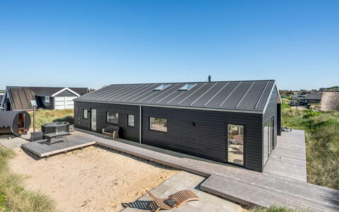 Chenoa - 350M from the Sea: Residential Area, Shrub, House, Home, Garden, Estate, Shade, Landscaping, Lawn