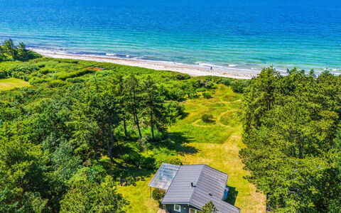 Marius - 30M from the Sea: Wood, Roof, Architecture, Home, House, Cottage, Siding, Hardwood, Slope, Estate