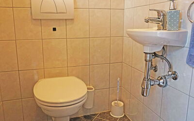 Accommodation:&nbsp;Studio 1 107.1