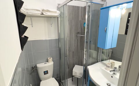 Casa Carlotta - San Bartolomeo Al Mare: Plumbing Fixture, Mirror, Sink, Building, Purple, Bathroom, Bathroom Sink, Tap, Interior Design