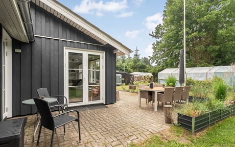 Juste - 1.7Km from the Sea: Wood, Home, House, Siding, Cottage, Roof, Shrub, Door, Groundcover, Garden