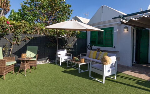 Playa Flor 82: Furniture, Sky, Shade, Building, Outdoor Furniture, Interior Design, Leisure, Residential Area, Landscape, Real Estate