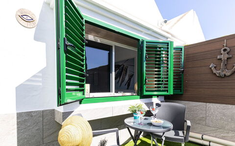 Maspalomas 1060: Outdoor Furniture, Chair, Shade, Outdoor Table, Balcony, Houseplant