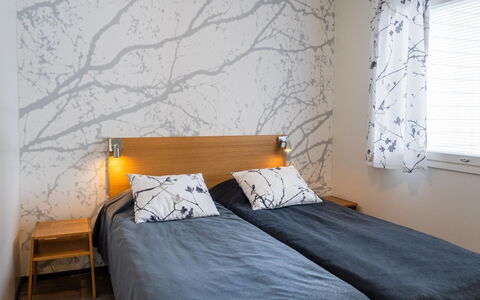 Vuokatinranta Suite 4 a: Roof, Shrub, House, Home, Cottage, Land Lot, Groundcover, Garden, Estate