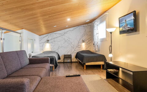Vuokatinranta Suite 4 a: Roof, Shrub, House, Home, Cottage, Land Lot, Groundcover, Garden, Estate