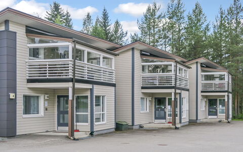 Vuokatinranta Suite 4 B: Siding, Balcony
