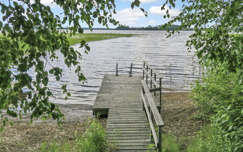 Vuokatinranta Suite 4 B: Water, Natural Environment, Green, Nature, Natural Landscape, Bank, Boardwalk, Watercourse, Dock