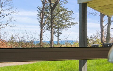 Carit - 80M from the Sea: Estate, Shade, Driveway, Farmhouse