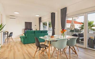 Accommodation:&nbsp;Picigin 222.1