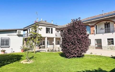 Castell' Alfero 100: Plant, Sky, Window, Building, Grass, Land Lot, Urban Design, Residential Area, Tree, Real Estate