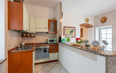 Accommodation:&nbsp;Giada 100.2