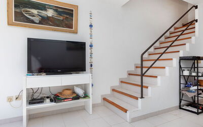 Accommodation:&nbsp;Grifeu 385.2