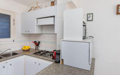 Accommodation:&nbsp;Grifeu 385.2