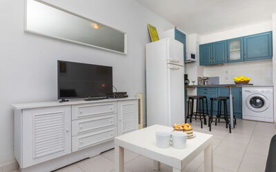 Accommodation:&nbsp;Aloes 666.3