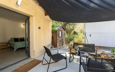 Accommodation:&nbsp;Germaine 157.1