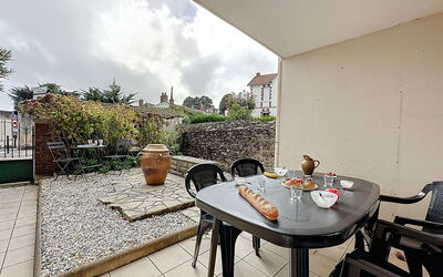 Accommodation:&nbsp;Le Cabestan 420.2