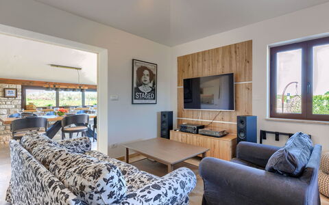 Claudia: Furniture, Couch, Picture Frame, Window, Table, Wood, Lighting, Living Room, Interior Design, Floor