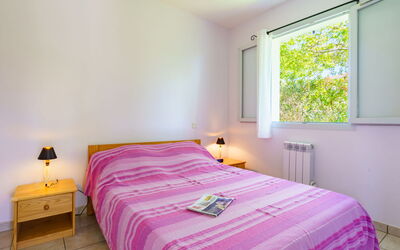 Accommodation:&nbsp;Les 7 Nains 271.1