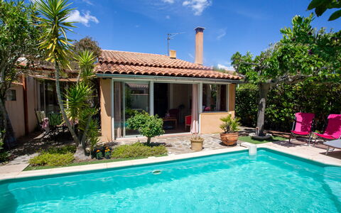 Miramar: Swimming Pool, Resort, Eco Hotel, Leisure, Hacienda, Villa, Shade, Estate, Landscaping, Backyard
