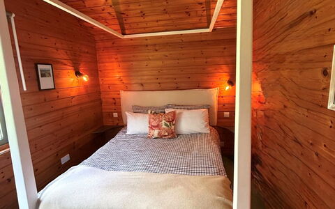 Lodge 4 Hot Tub: Interior Design, Flooring, Wood, Floor, Ceiling, Bedroom, Furniture, Lighting, Bed, Room