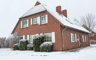 Norddeich 396: Snow, Building, Window, Winter, Branch, House, Home, Roof, Cottage, Freezing