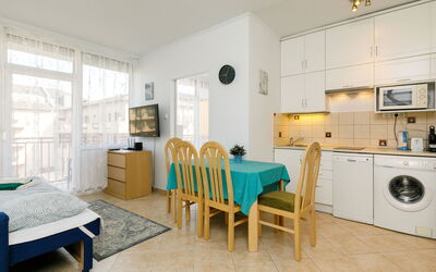 Accommodation:&nbsp;Zamia 2 101.2