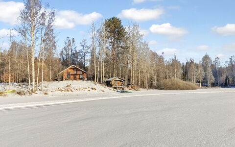 Haaparanta: Sky, Tree, Branch, Wood, Winter, Snow, Freezing, Cottage, Home, Trunk
