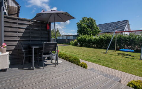 Nemo: Wood, Deck, Outdoor Furniture, Hardwood, Plank, Wood Flooring, Shade, Siding, Patio, Garden