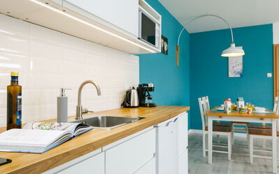 Accommodation:&nbsp;Summer 101.2