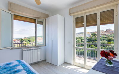 Accommodation:&nbsp;Mauro 240.2