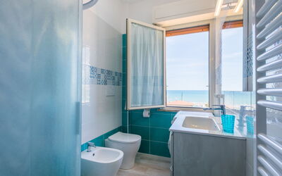 Accommodation:&nbsp;Franca 240.1