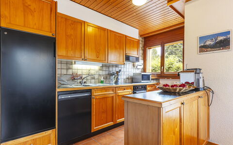 Pavillons a: Cabinetry, Countertop, Property, Kitchen Appliance, Kitchen Stove, Wood, Interior Design, Home Appliance, Kitchen, Flooring