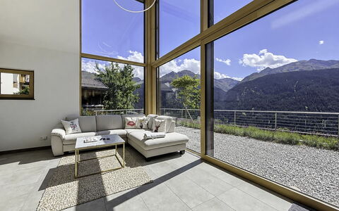 Skyline Retreat: Flooring, Interior Design, Floor, Ceiling, Chair, Wood Flooring, Hardwood, Couch, Living Room, Natural Material
