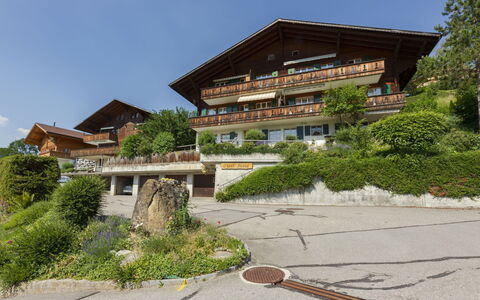 Chalet Anita: House, Home, Cottage, Estate, Balcony, Porch, Eco Hotel, Hacienda, Landscaping