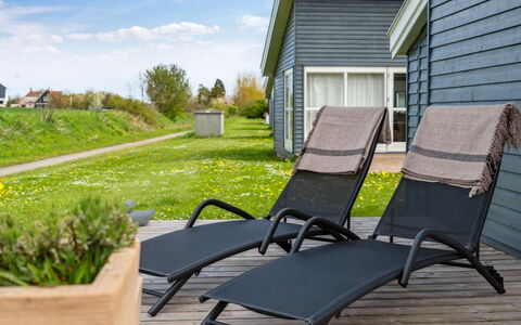 Melin - 2.8Km from the Sea: Wood, Roof, Architecture, Home, House, Cottage, Siding, Hardwood, Slope, Estate