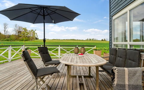 Melin - 2.8Km from the Sea: Wood, Roof, Architecture, Home, House, Cottage, Siding, Hardwood, Slope, Estate
