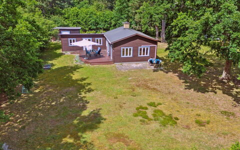 Heidl - 1.3Km to the Fjord: Tree, Grass, Building, House, Home, Residential Area, Cottage, Shrub, Land Lot