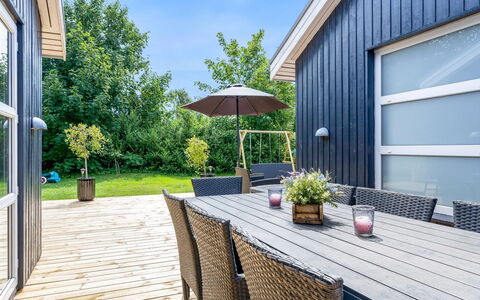 Binta - 800M from the Sea: Wood, Roof, Architecture, Home, House, Cottage, Siding, Hardwood, Slope, Estate