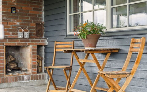 Diddi - 170M from the Sea: Wood, Home, Porch, Deck, Hardwood, Roof, Wood Stain, Wood Flooring, Eco Hotel