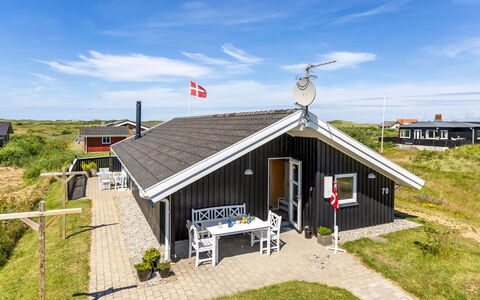 Hariet - 300M from the Sea: Thatching, Cottage, House, Roof, Home, Farmhouse, Hut, Estate, Village