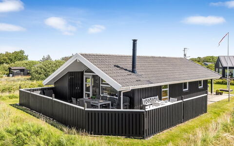Hariet - 300M from the Sea: Thatching, Cottage, House, Roof, Home, Farmhouse, Hut, Estate, Village
