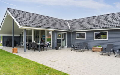 Amai - 4.5Km from the Sea