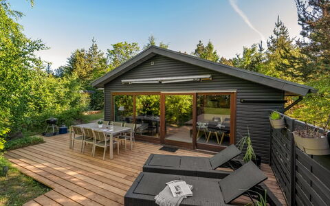 Hilde - 350M to the Fjord: Wood, Roof, Architecture, Home, House, Cottage, Siding, Hardwood, Slope, Estate