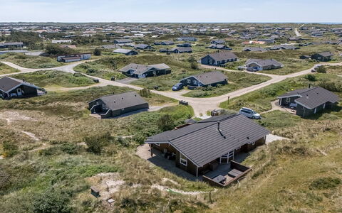 Aurore - 700M from the Sea: Grass, Grassland, Landscape, Ecoregion, Plain, Plant Community, Land Lot, Outdoor Furniture, Prairie, Shrubland