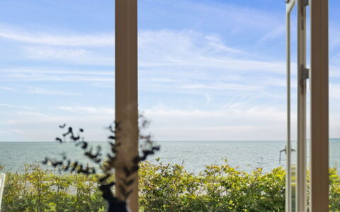 Jolanta - 20M from the Sea: Wood, Home, Porch, Deck, Hardwood, Roof, Wood Stain, Wood Flooring, Eco Hotel
