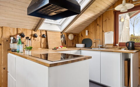 Asel - 25M from the Sea: Roof, Home, Door, Cottage, Shade, Siding, Yard, Estate, Backyard