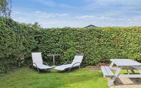 Milrid - 100M from the Sea: Shrub, Hedge, Land Lot, Groundcover, Garden, Shade, Lawn, Landscaping, Outdoor Furniture