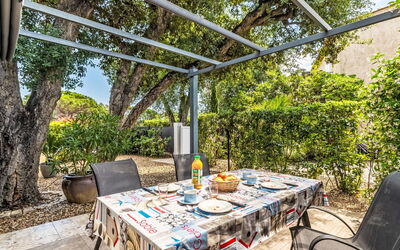Accommodation:&nbsp;Les Parcs de Gassin 150.1