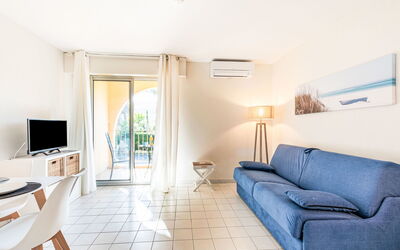 Accommodation:&nbsp;Caesar Domus 170.2